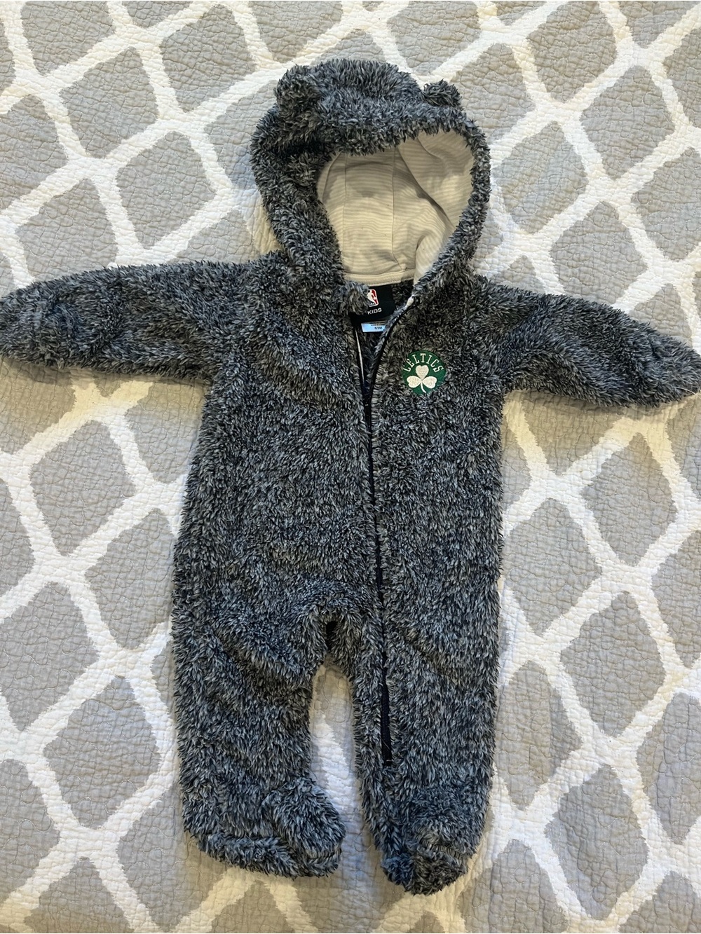 Never worn NBA Gray Fuzzy Hooded Boston Celtics Footie